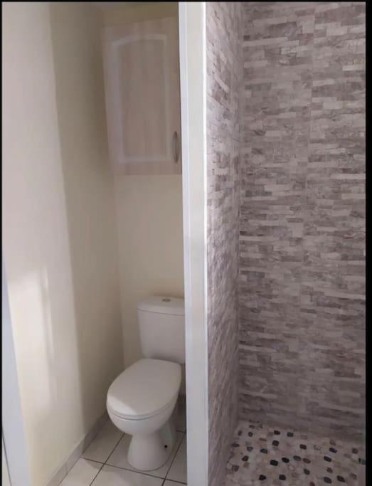 T1 Proximite De Montpellier. Apartment Жувиняк Екстериор снимка